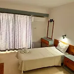 Szálloda San Remo Lárnaka