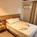 San Remo Szálloda 2*