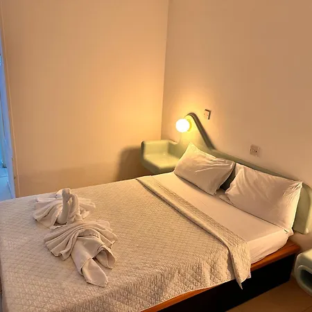 San Remo Hotel 2*