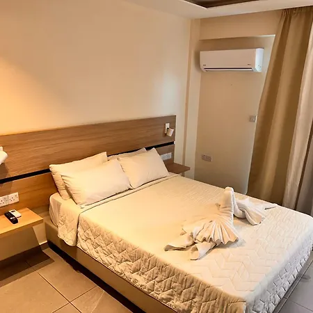 San Remo Hotel 2*
