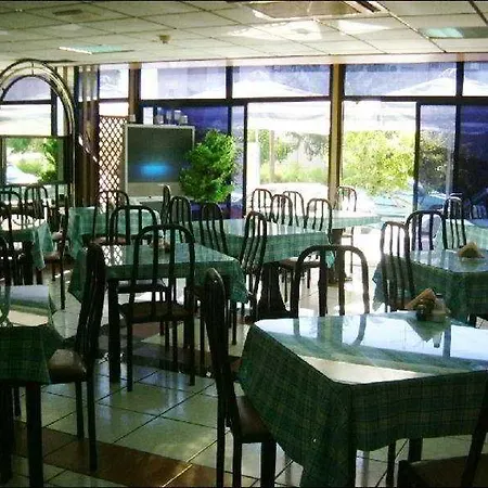 San Remo מלון 2*